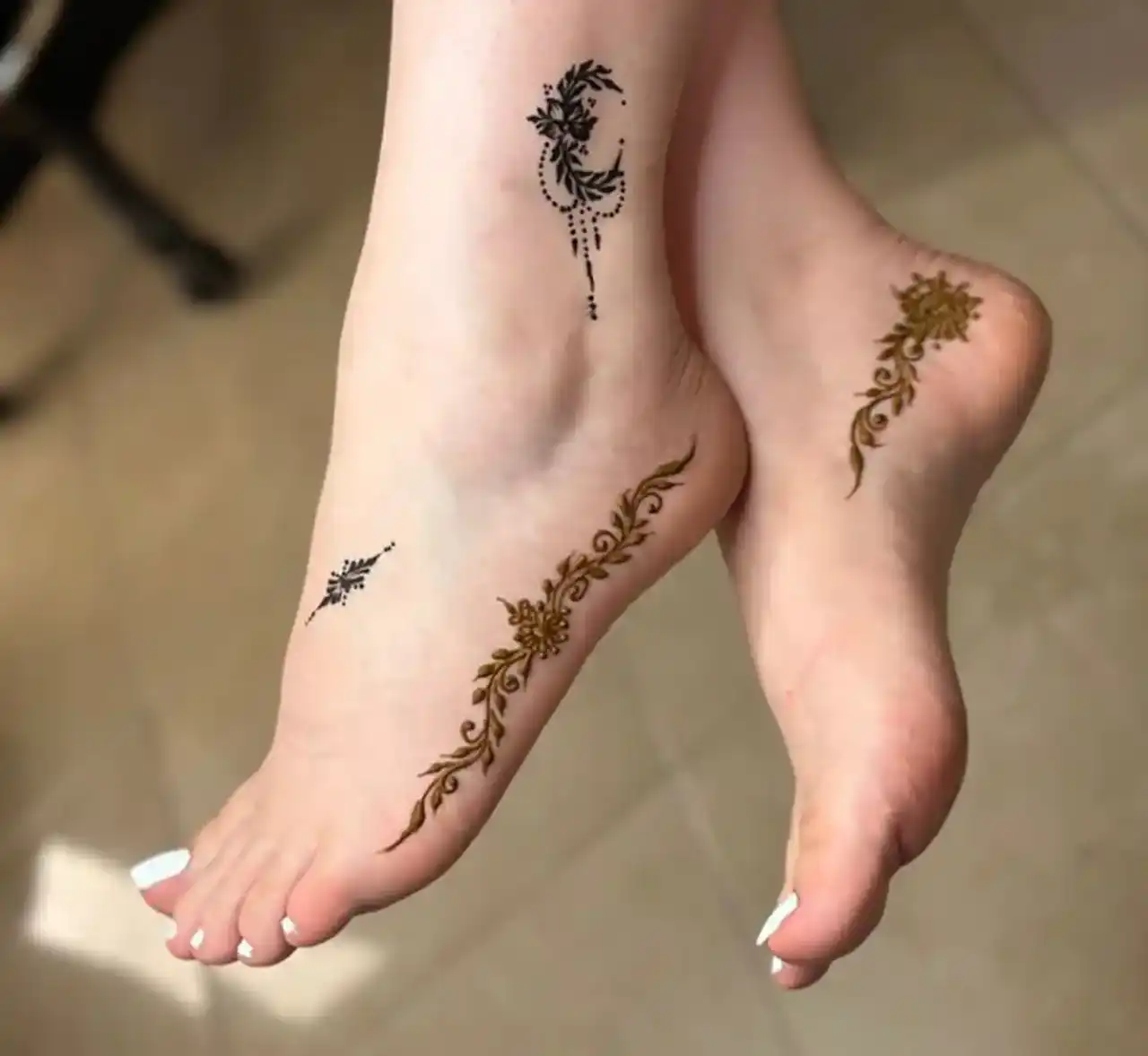 مدل حنا ساده + ایده های زیبا و قشنگ برای طراحی حنا روی دست و پا برای مراسم های خاص