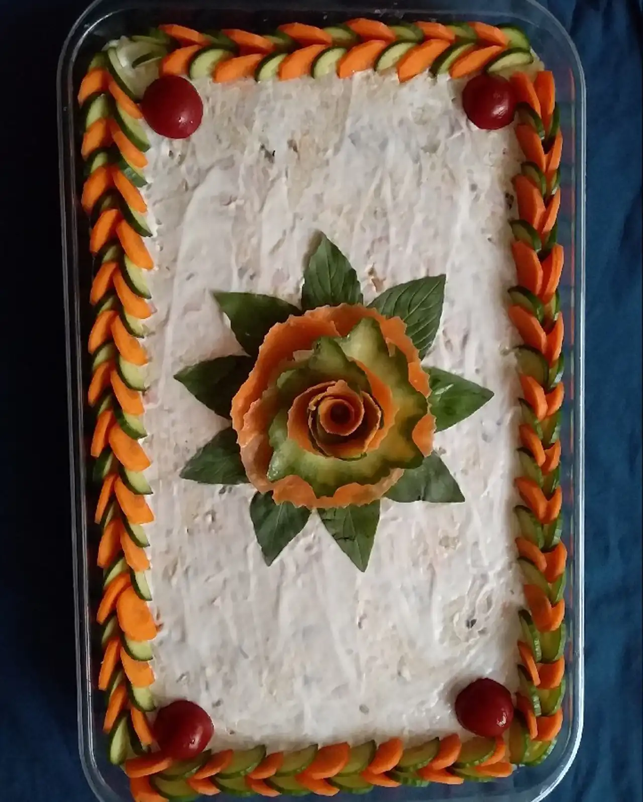 مدل سالاد الویه + ایده های ساده و بسیار خلاقانه برای تزیین کردن سالاد الویه برای جشن ها و مراسم