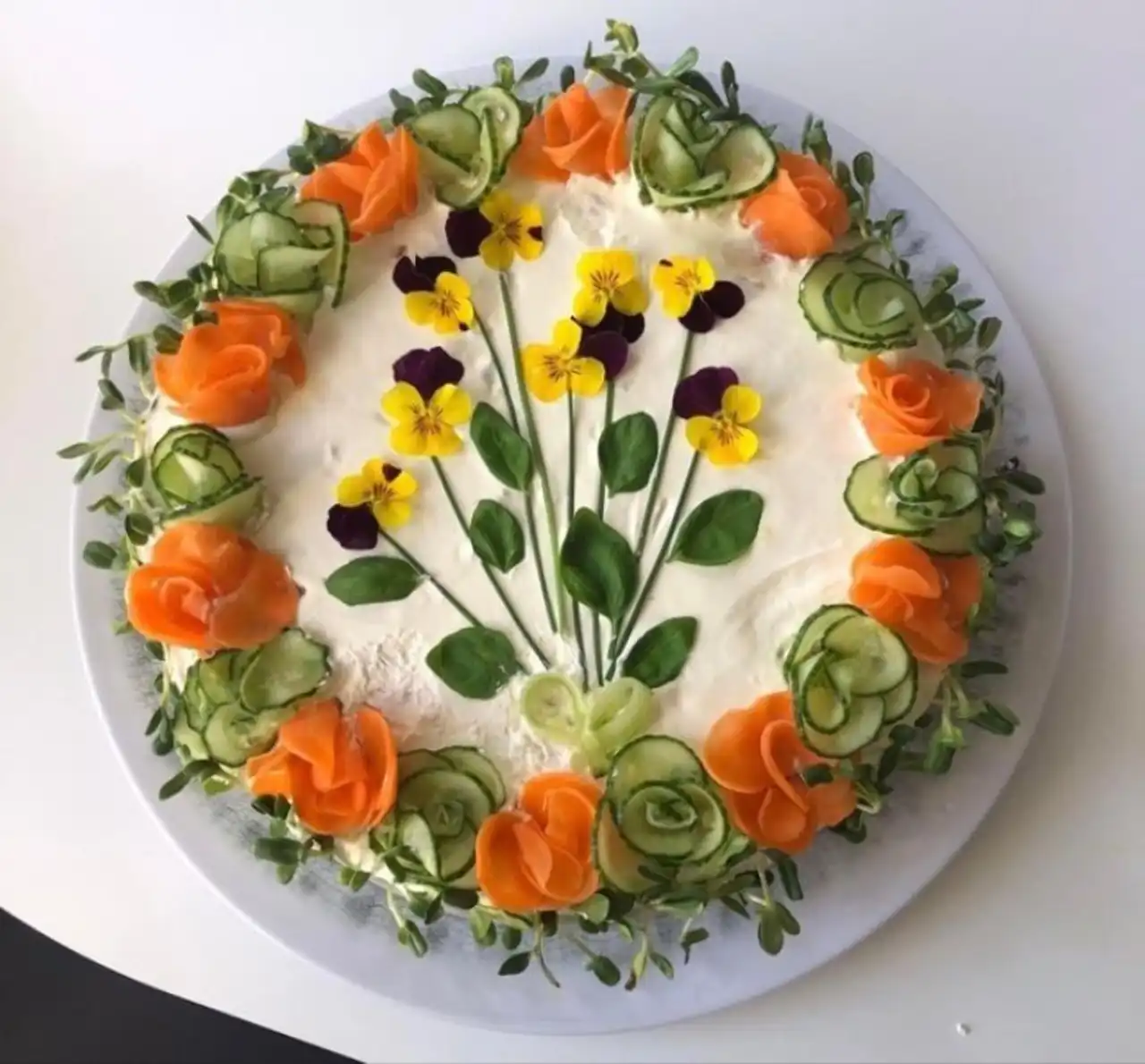 مدل سالاد الویه + ایده های ساده و بسیار خلاقانه برای تزیین کردن سالاد الویه برای جشن ها و مراسم