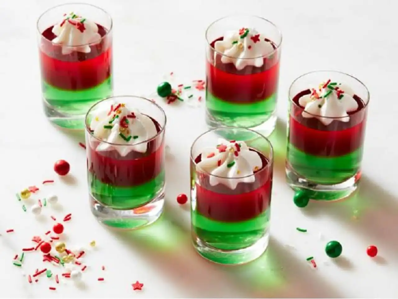 مدل ژله ساده + درست کردن مدل های جدید و ساده ژله تک نفره و قالبی برای مهمانی و جشن