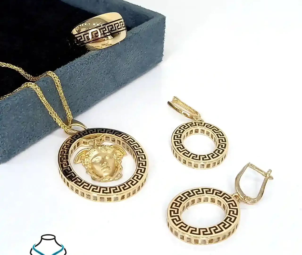 مدل سرویس طلای ورساچه زنانه + زیباترین مدل های سرویس طلای ورساچه زنانه امسال