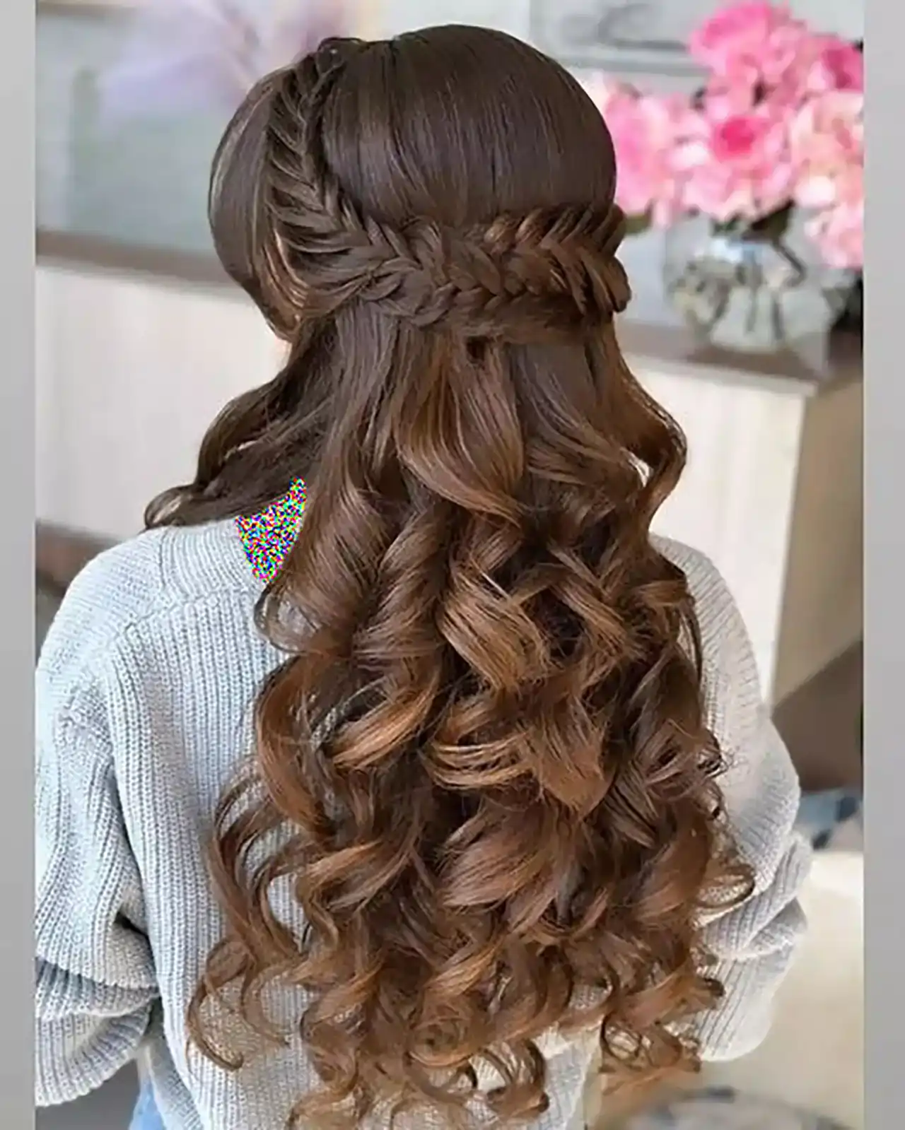 مدل شینیون ساده و باز + زیباترین مدل های شینیون ساده و باز و شیک ترند امسال