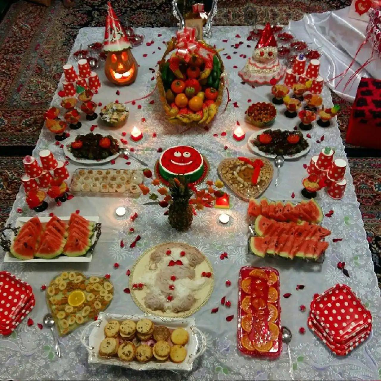 تزیین شب یلدا + زیباترین دیزاین و تزیین برای شب یلدا امسال بسیار شیک