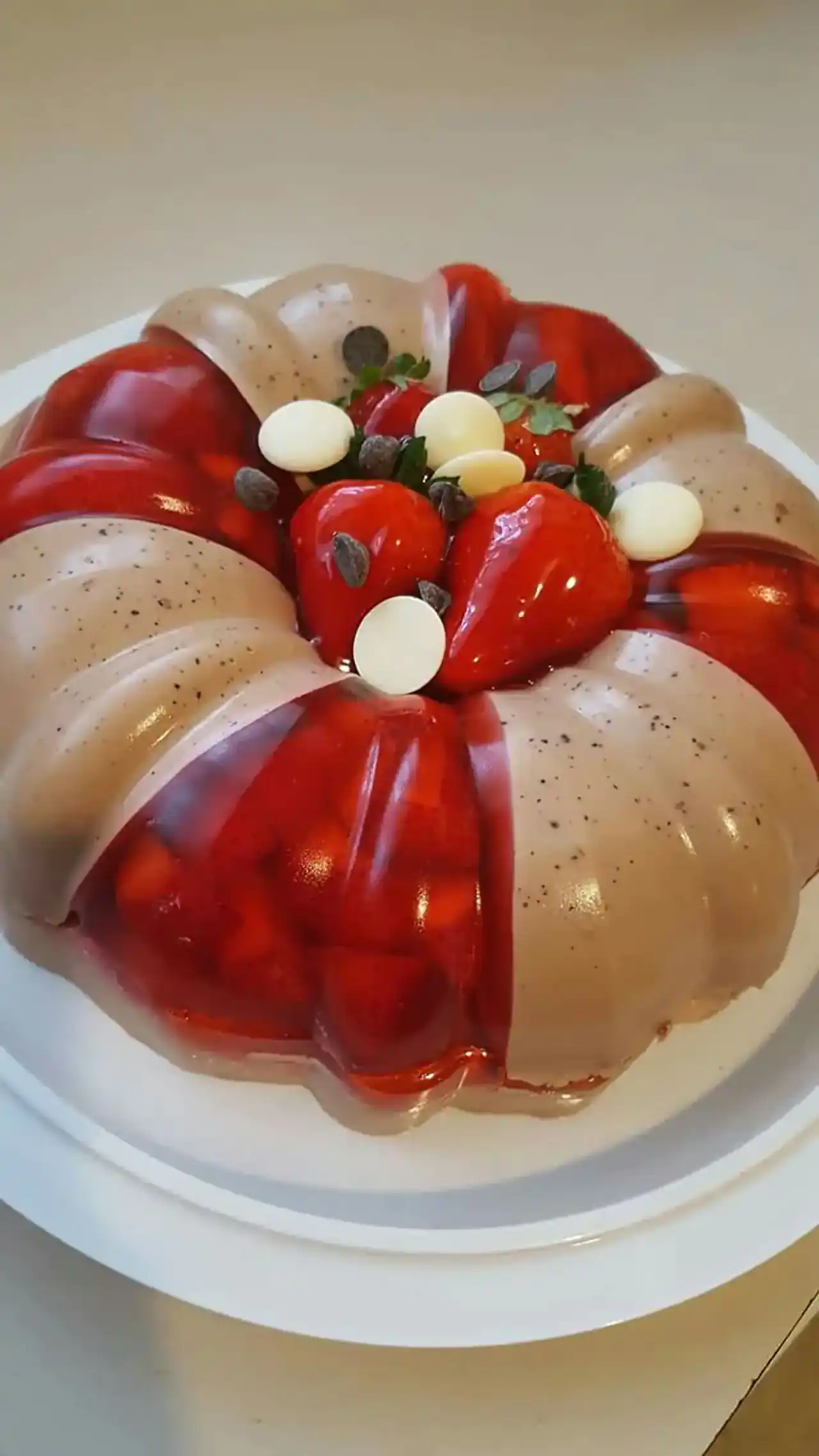تزیین ژله شب یلدا + زیباترین مدل های دیزاین و تزیین ژله شب یلدا مخصوص امسال