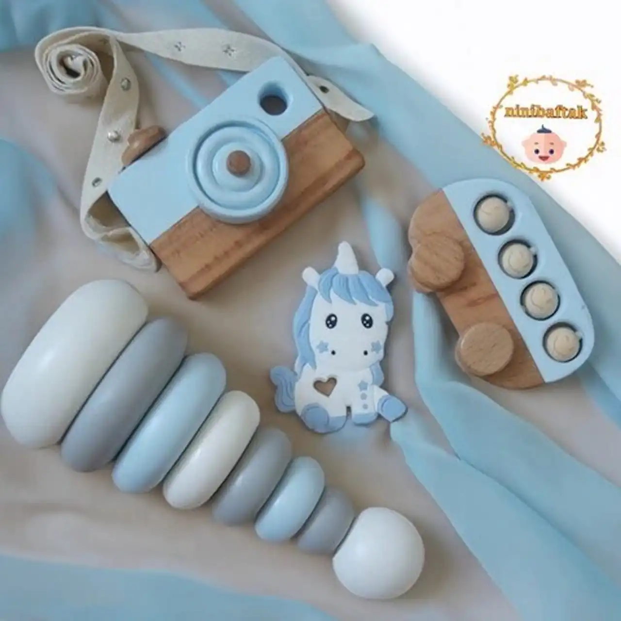 اکسسوری چوبی اتاق کودک با طراحی فانتزی و طبیعی مناسب دکوراسیون گرم و صمیمی