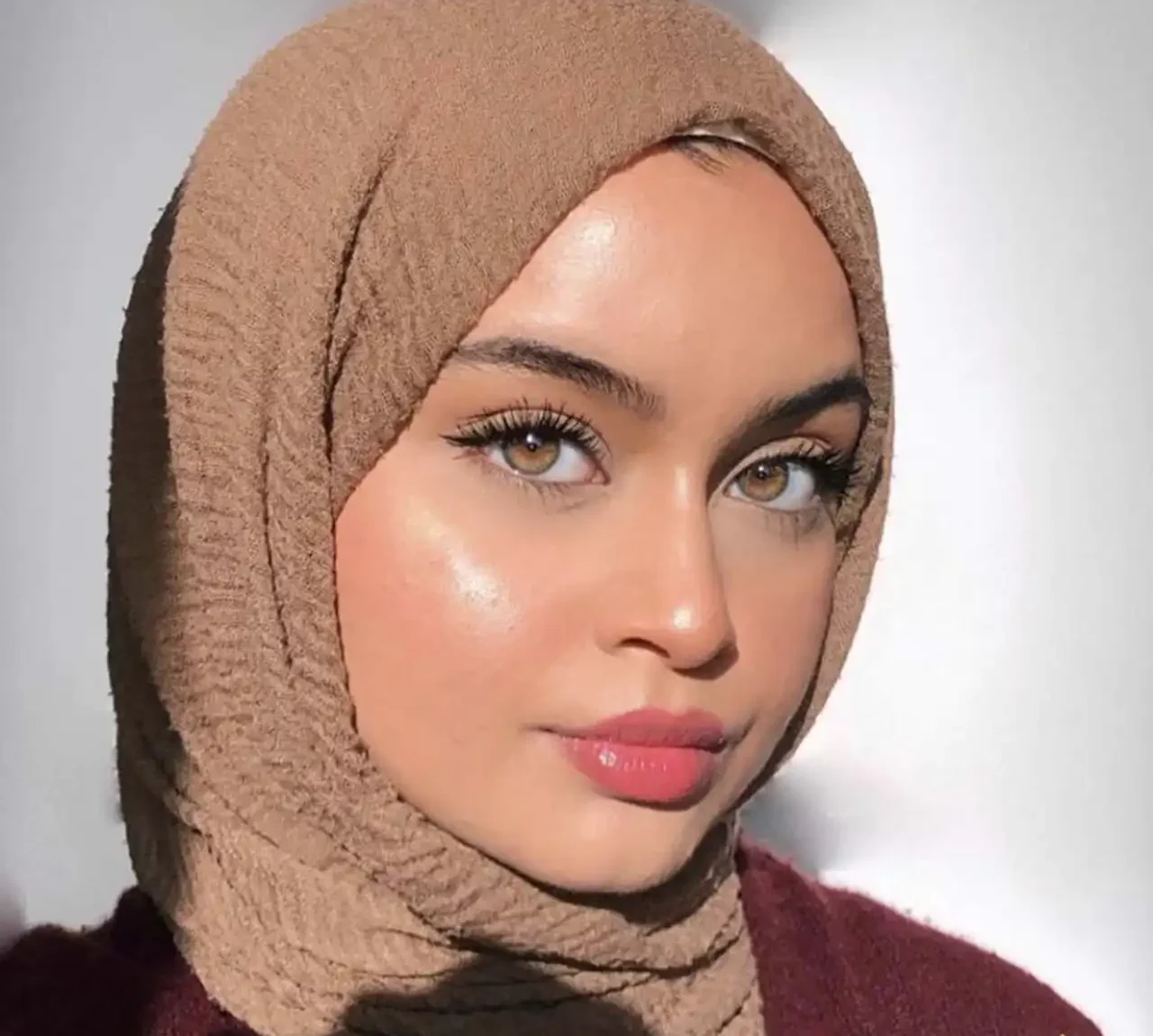 مدل آرایش با حجاب صورت + زیباترین مدل های آرایش صورت بسیار سنگین و شکیل