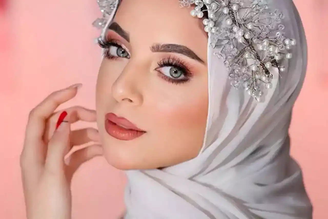 مدل آرایش با حجاب صورت + زیباترین مدل های آرایش صورت بسیار سنگین و شکیل