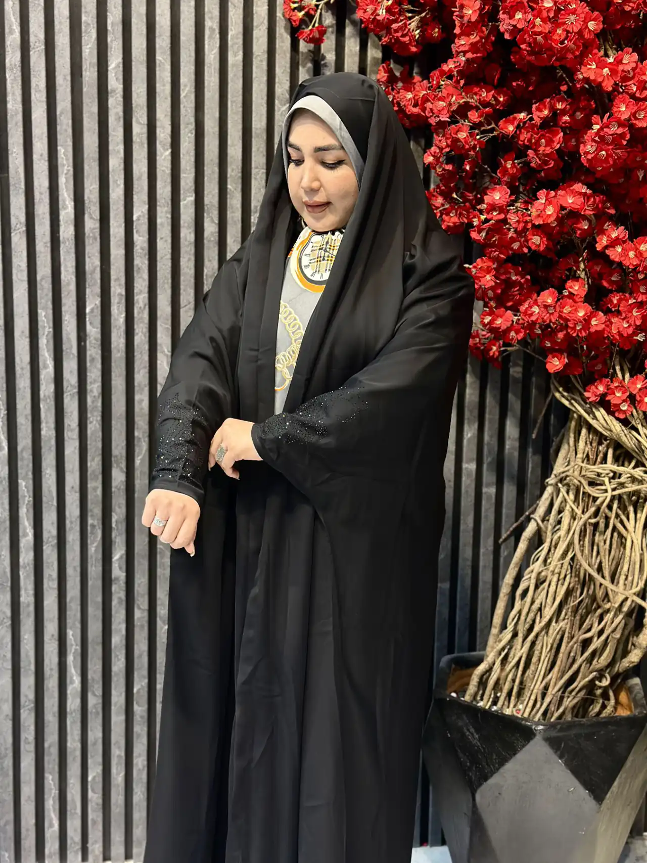 چادر مدل دانشجویی ساده و گیپور دار زیبا و جدید با مدل هایی که جایی ندیده اید