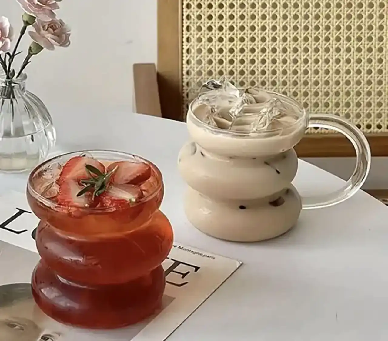 لیوان شربت خوری شیک سبک و خوش فرم برای نوشیدنیهای خنک و دلچسب