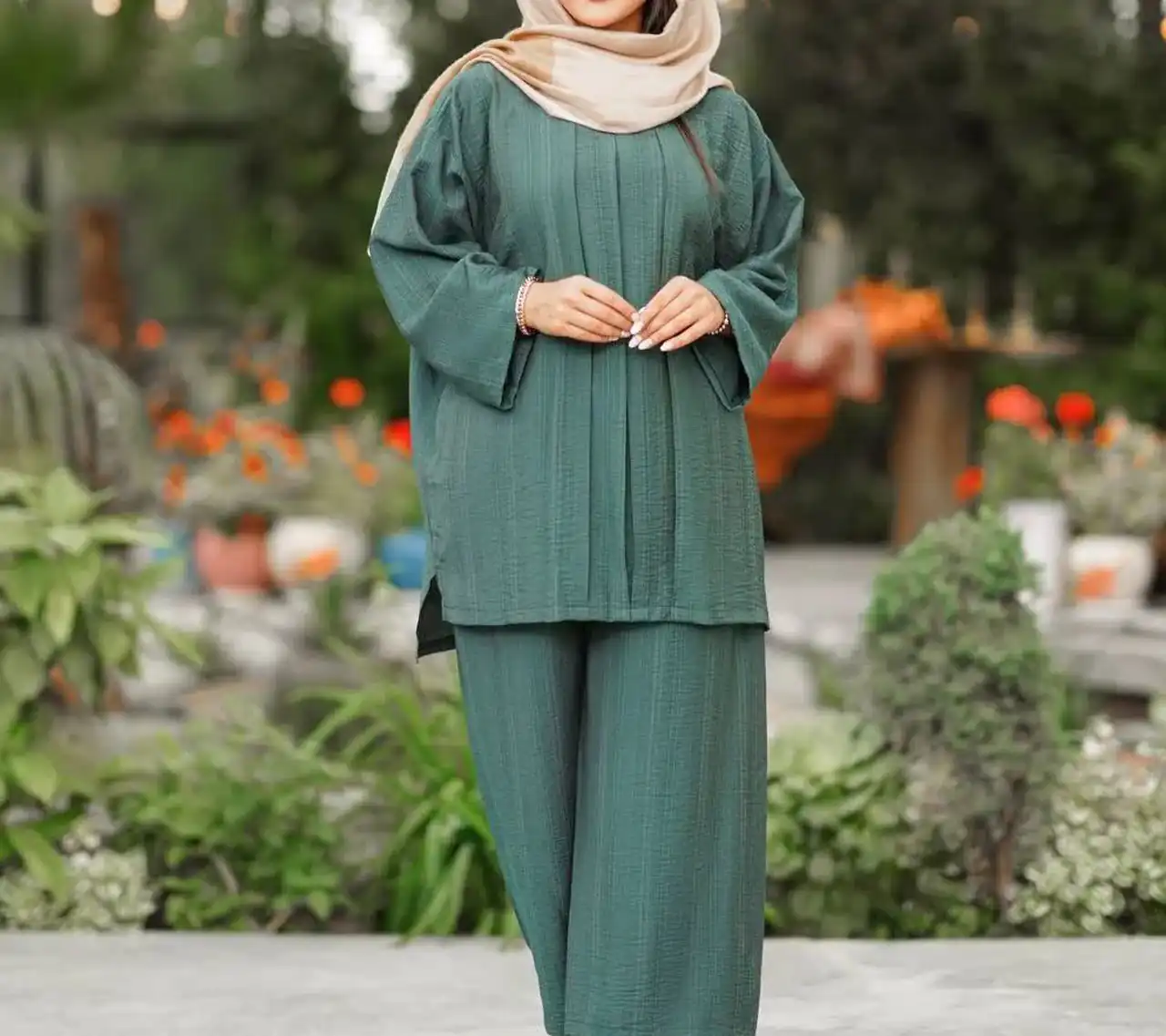 چه مدل مانتویی به شلوار بگ میاد + زیباترین مدل های مانتو با شلوار بگ