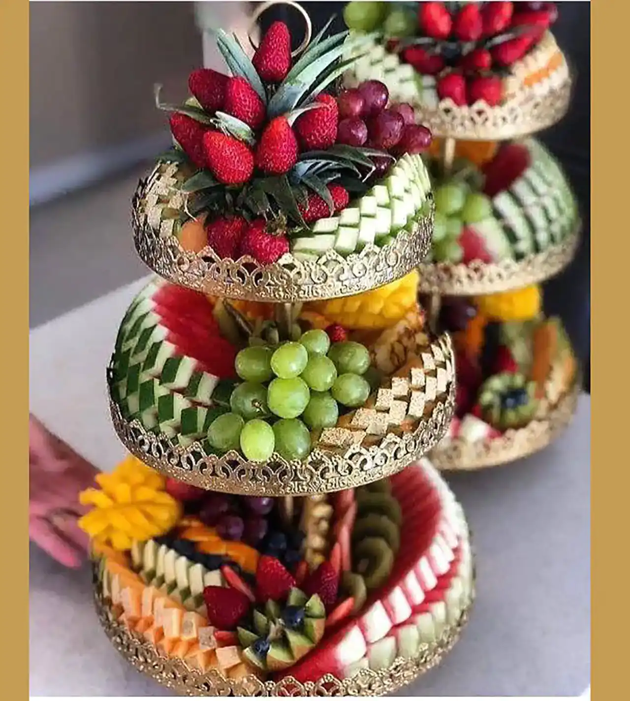 تزیین میوه شب یلدا برای عروس + بهترین ایده ها برای تزیین میوه شب یلدای عروس امسال