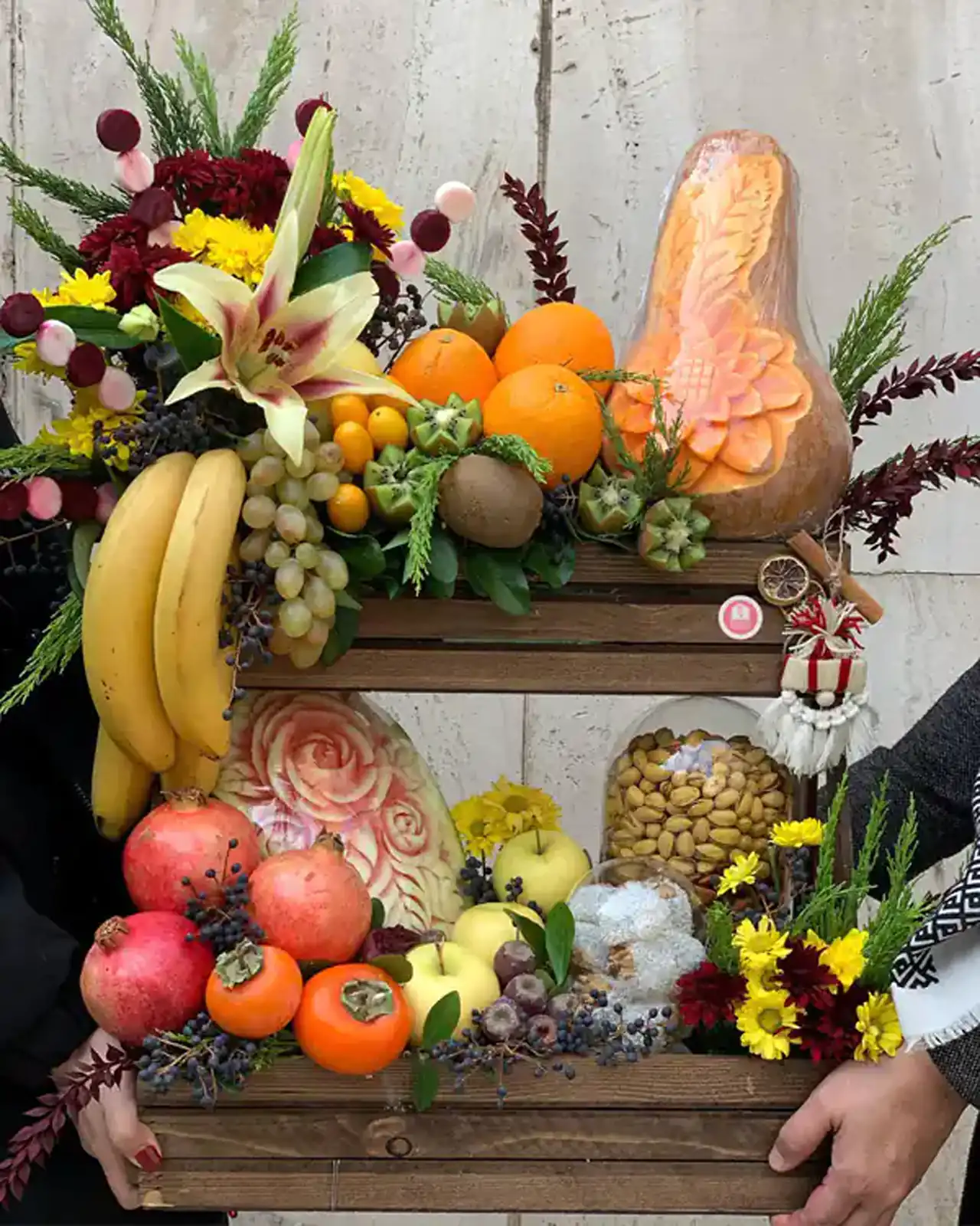 تزیین میوه شب یلدا برای عروس + بهترین ایده ها برای تزیین میوه شب یلدای عروس امسال