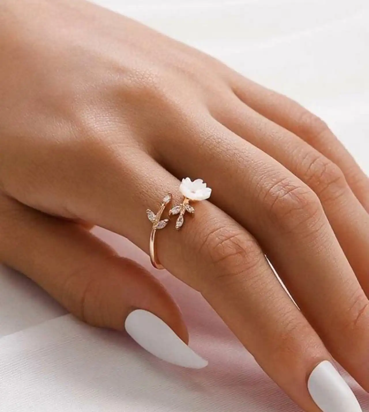 مدل انگشتر انگشت اشاره طلایی و نقره ای + مدل های زیبا و ظریف ترند شده
