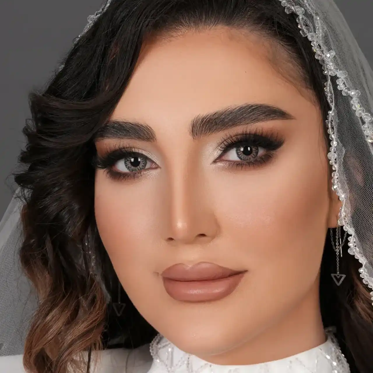 مدل آرایش اسموکی عروس + زیباترین و جذاب ترین تکنیک آرایش اسموکی برای عروس خانم های سخت پسند