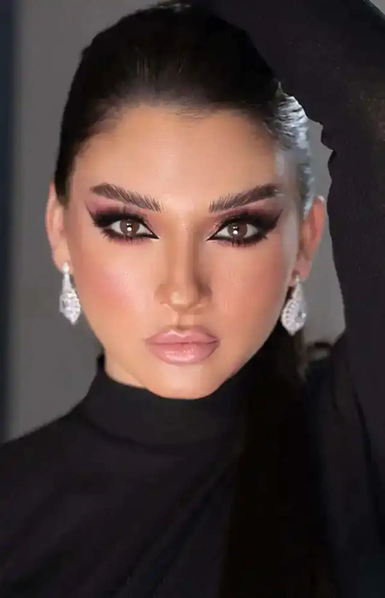 مدل آرایش اسموکی دخترانه زیبا و باکلاس + 15 تا از زیباترین میکاپ ها را اینجا ببینید
