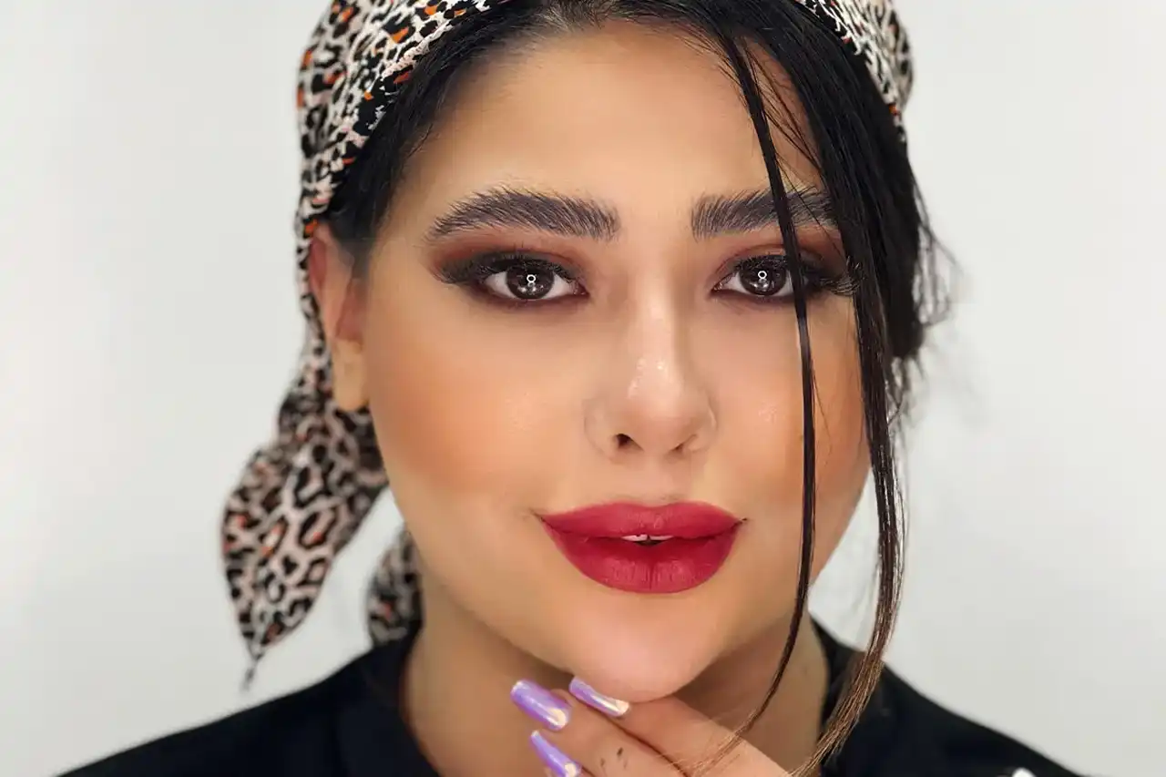 مدل آرایش اسموکی با رژ قرمز + تکنیک جدید و به روز برای آرایش اسموکی بسیار شیک و زیبا