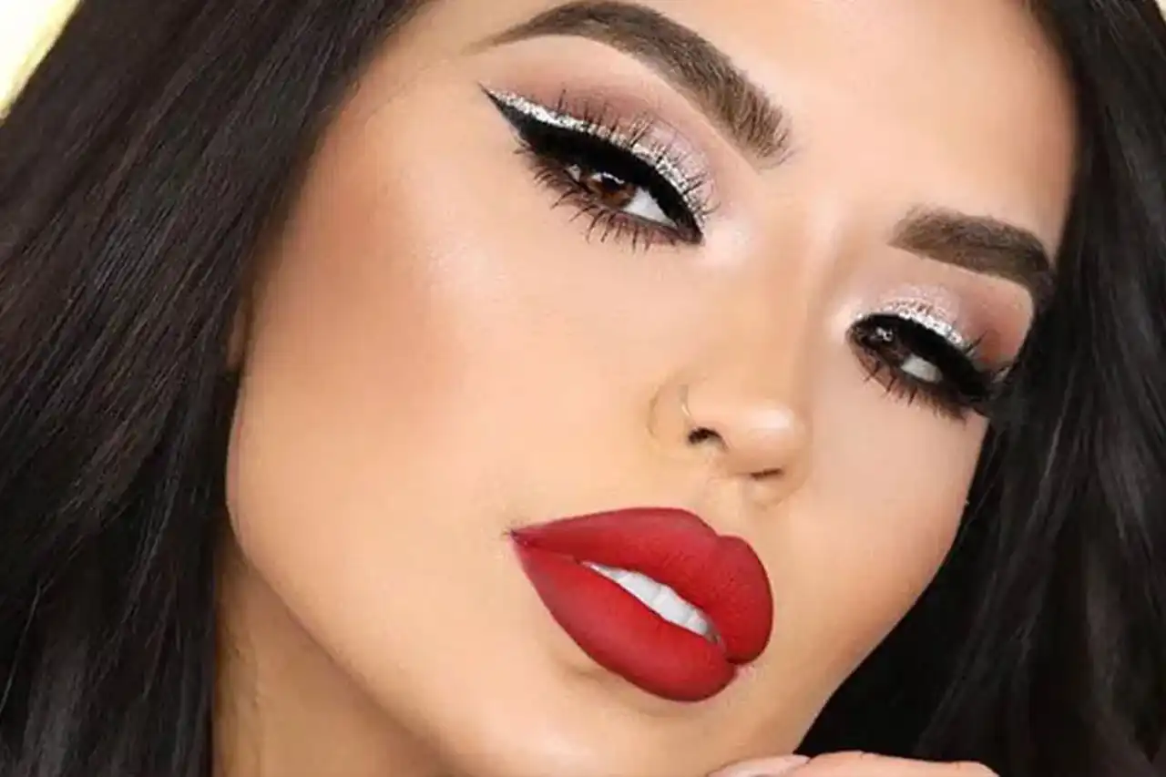 مدل آرایش اسموکی با رژ قرمز + تکنیک جدید و به روز برای آرایش اسموکی بسیار شیک و زیبا