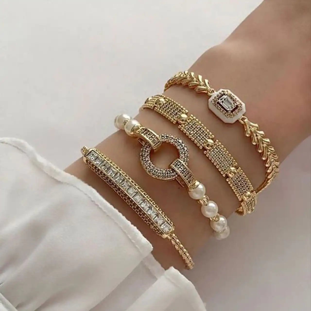 مدل دستبند شیک طلایی و نقره ای + مدل های شیک و با کلاس برای خاص پسندان