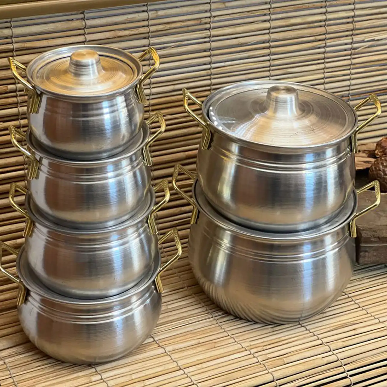 مدل قابلمه روحی جدید سنتی مقاوم و کاربردی برای آشپزی راحت و خوشمزه