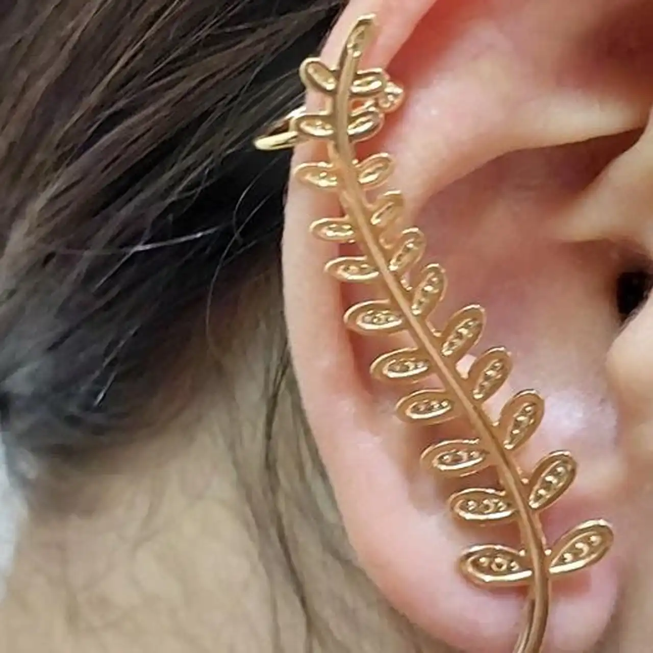 مدل گوشواره ایرکاف نقره ای و طلایی با طرح های شیک و خاص برای شیک پوشان