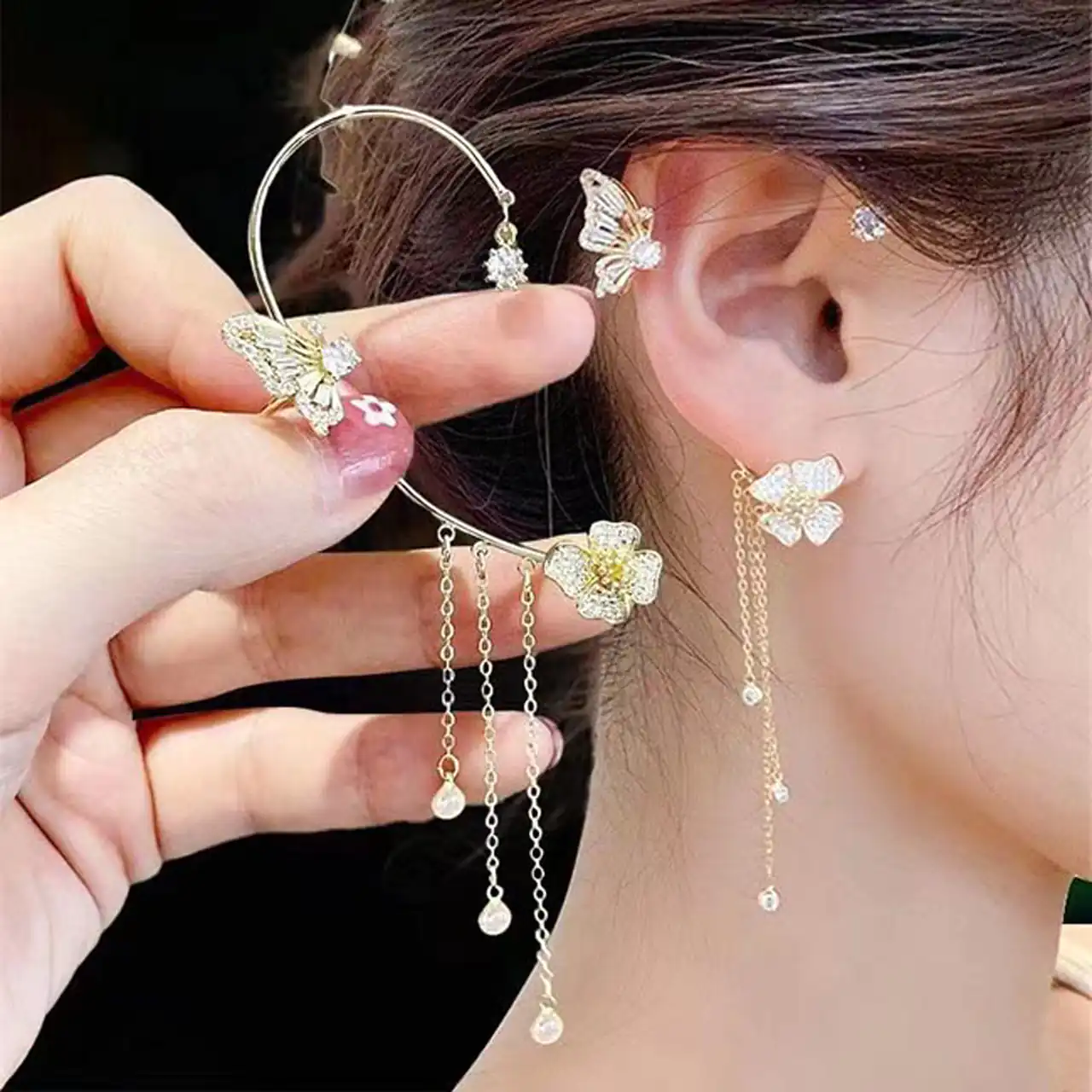 مدل گوشواره ایرکاف نقره ای و طلایی با طرح های شیک و خاص برای شیک پوشان
