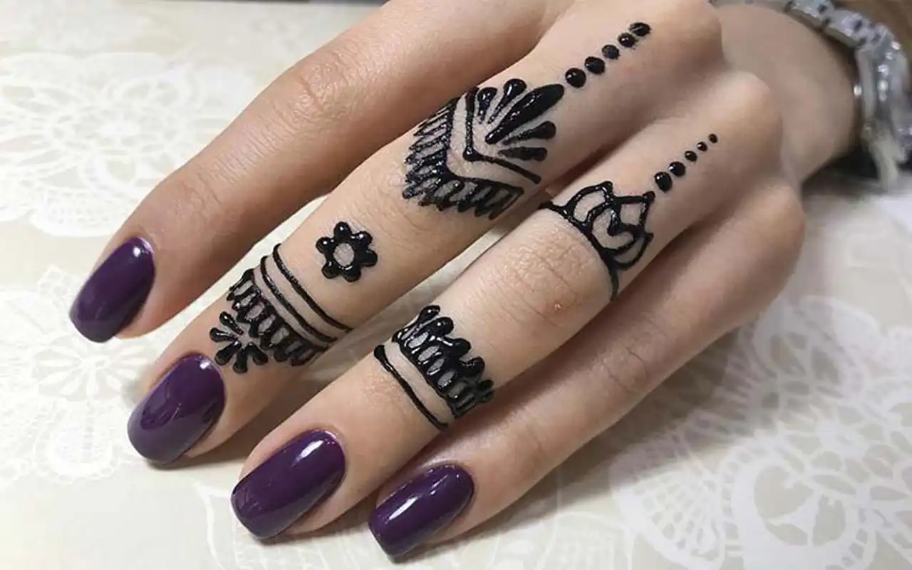 مدل حنا اسپرت + استفاده از نقوش حنا بر روی دست و پا مناسب برای هر مناسبت غیررسمی