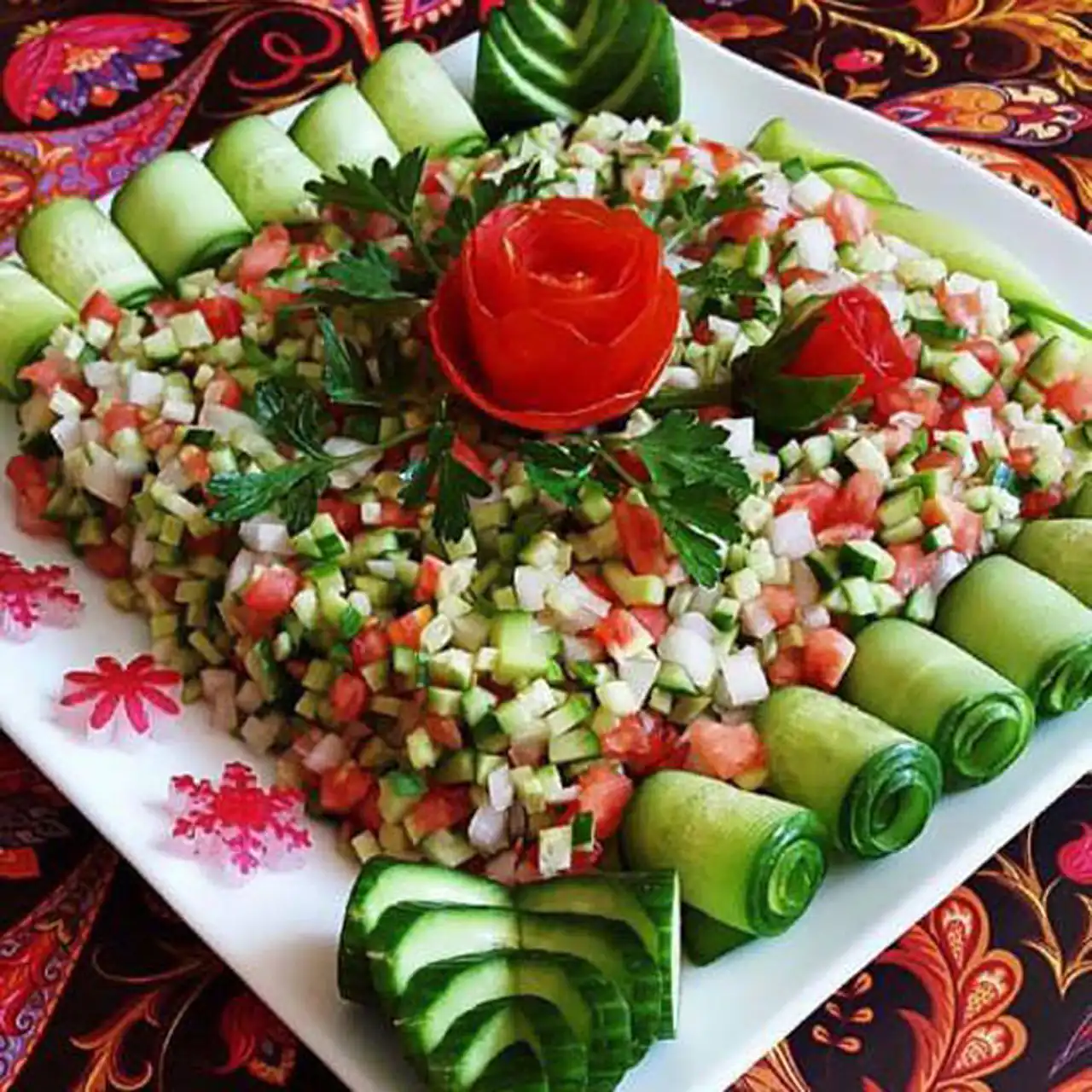 مدل جدید سالاد ایرانی با تزیینات زیبا و خلاقانه + رسپی های خوشمزه و جدید