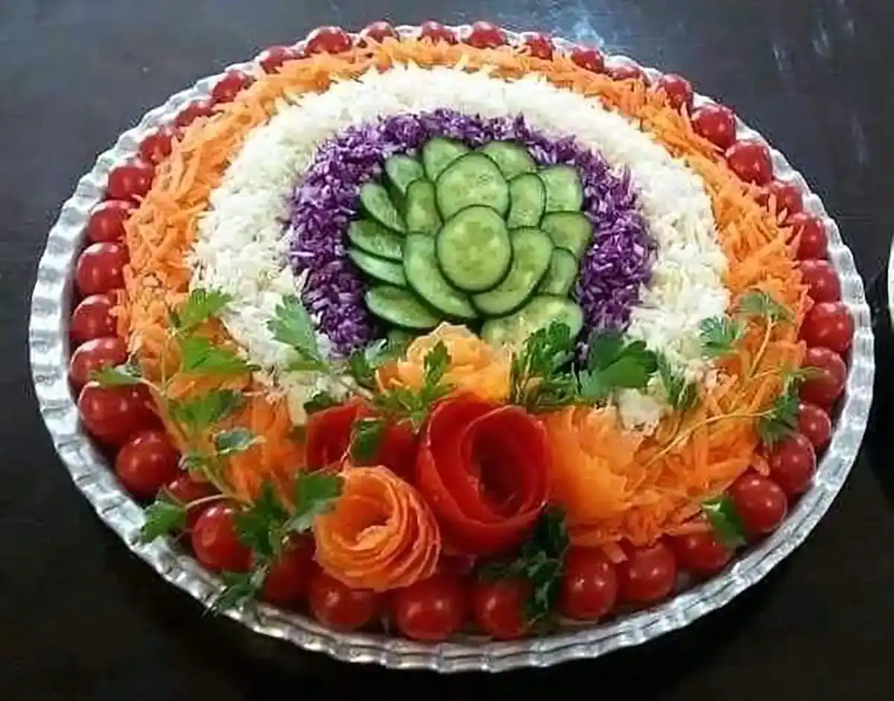 مدل جدید سالاد کاهو با گوجه خیار و کلم با ایده های متفاوت و خلاقانه جدید