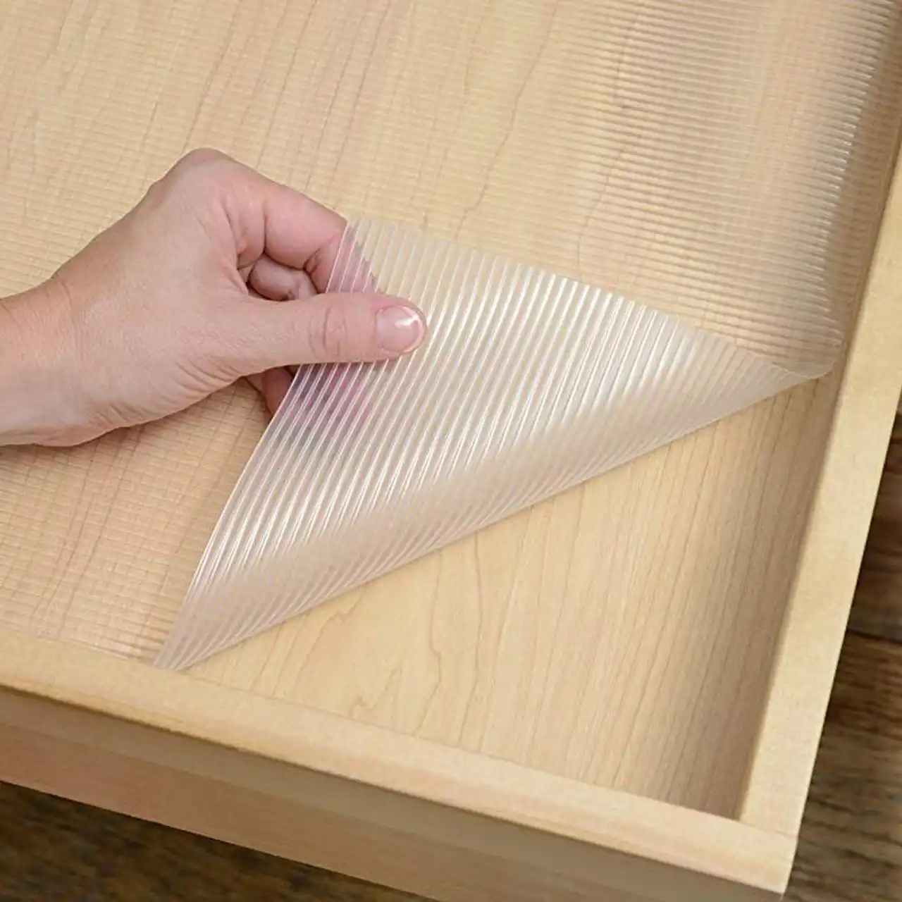مدل کفپوش کابینت + زیبایی، محافظت و کارایی بیشتر با استفاده از کفپوش های جدید برای کابینت