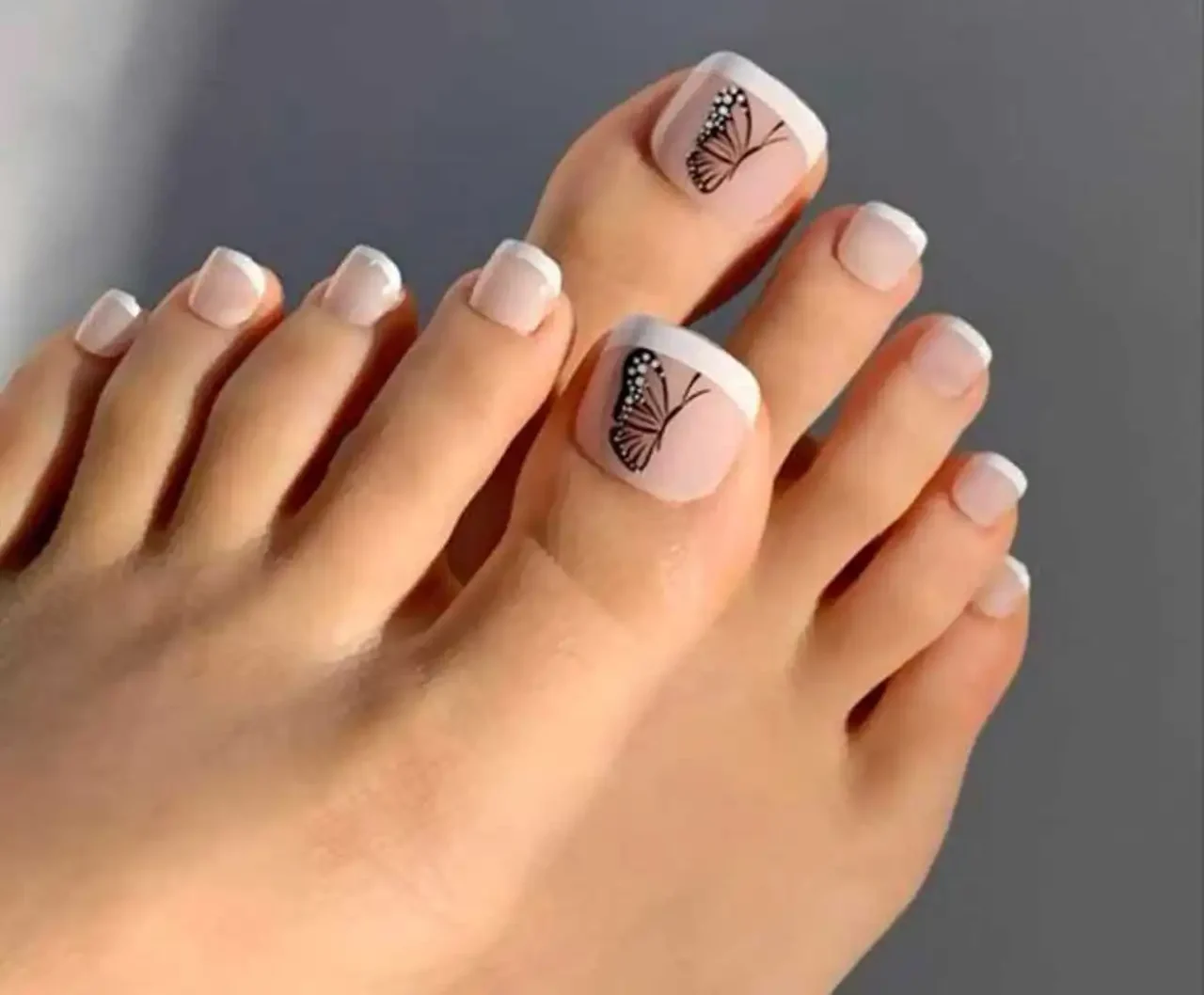 مدل ناخن فرنچ پا + مدل های زیبا و بسیار خاص برای طراحی و فرنچ ناخن پا