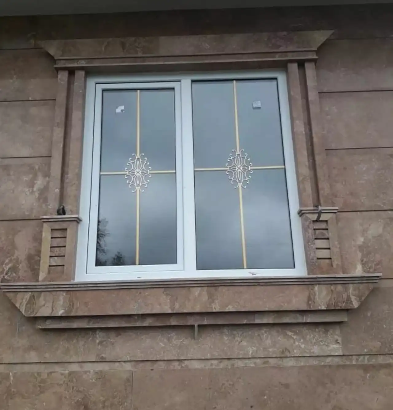 مدل پنجره پی وی سی + حفظ گرما و زیبایی منزل با استفاده پنجره پی وی سی عایق گرما