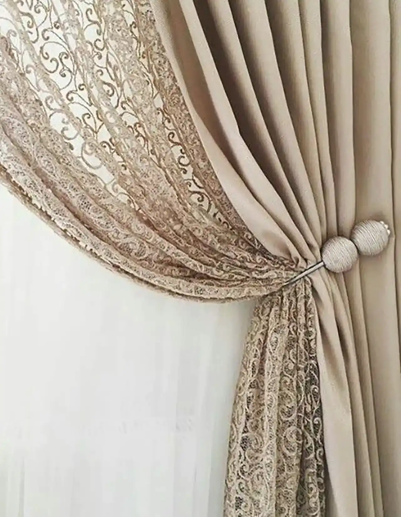 مدل پرده خاص حریر و توری + رنگ ها و طرح های شیک برای اتاق و پذیرایی