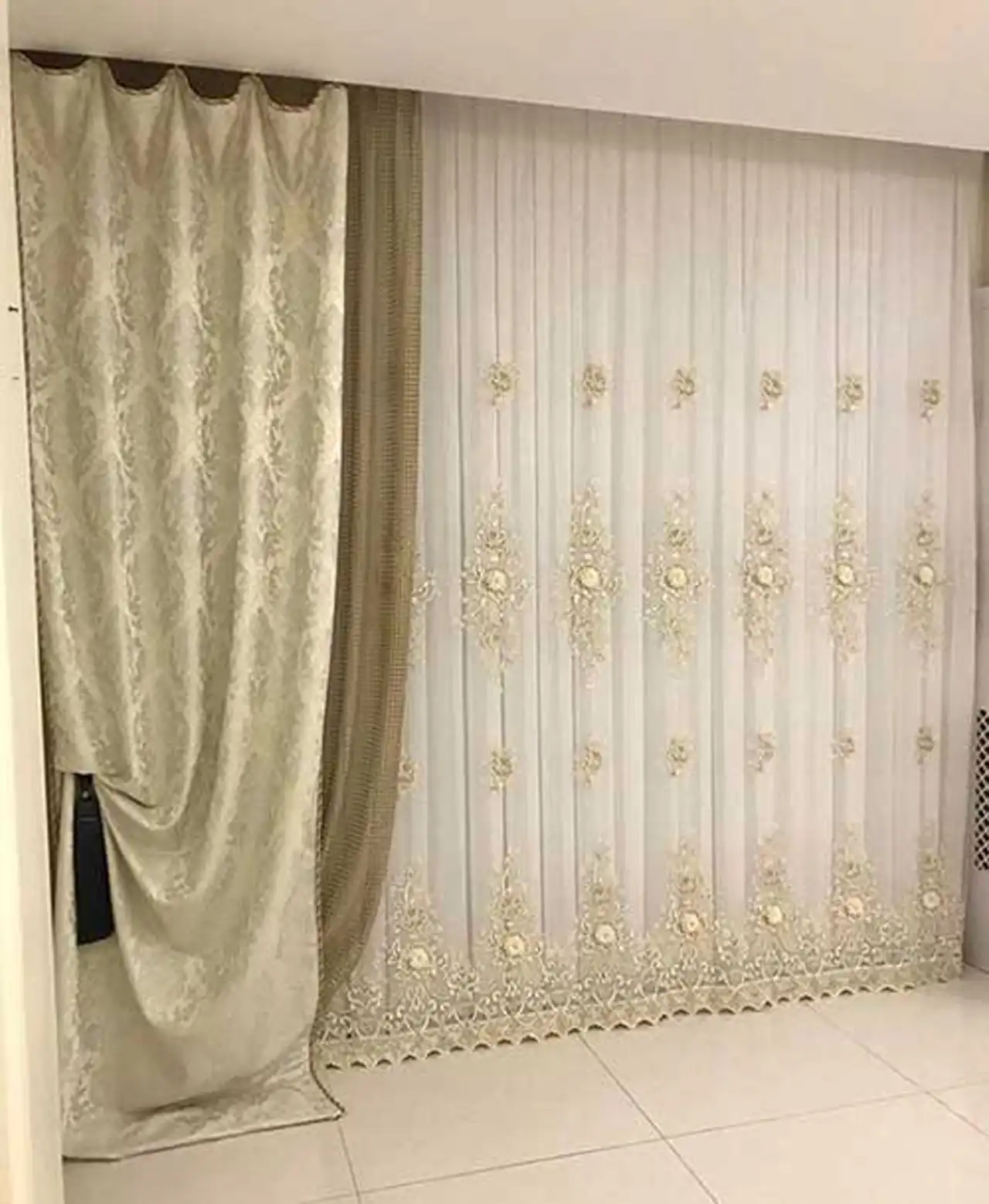 مدل پرده پذیرایی جدید + زیباترین و خاص ترین مدل های پرده پذیرایی با پارچه های فاخر و لوکس