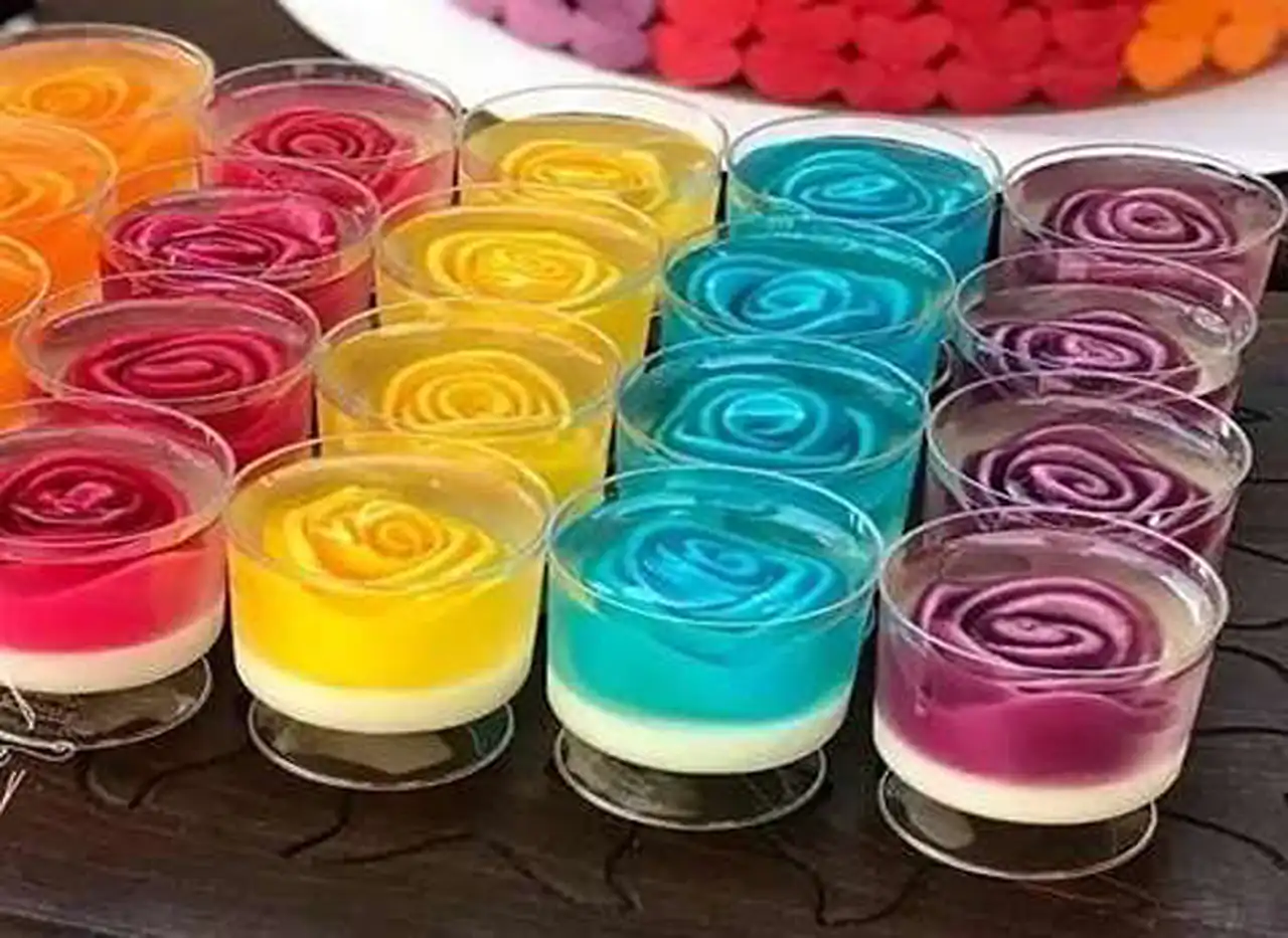مدل ژله تک نفره ساده و چند رنگ با مدل های خوشمزه برای مهمانی و تولد