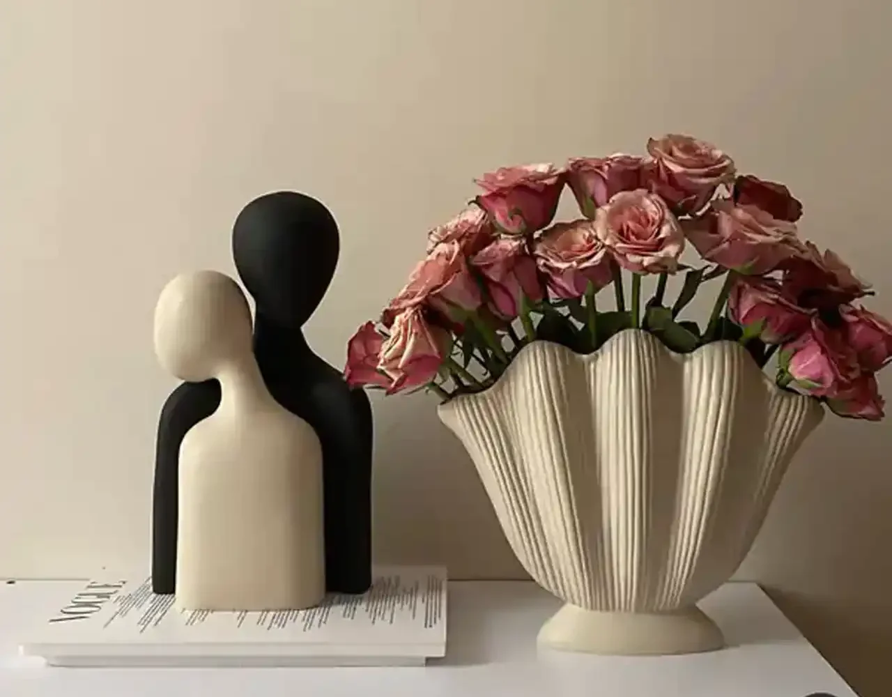 مجسمه شیک برای منزل با سبک مدرن و کلاسیک + مدل های متنوع و لاکچری