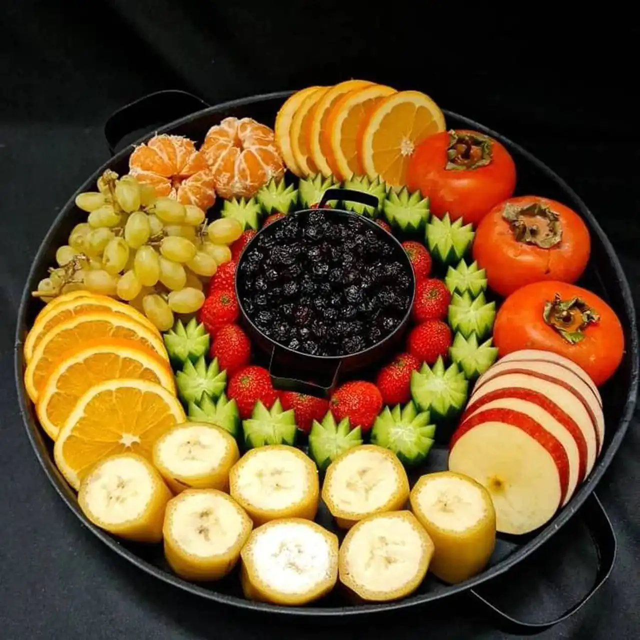 مدل تزیین سینی شب یلدا + بهترین و زیباترین مدل های دیزاین و تزیین سینی شب یلدا