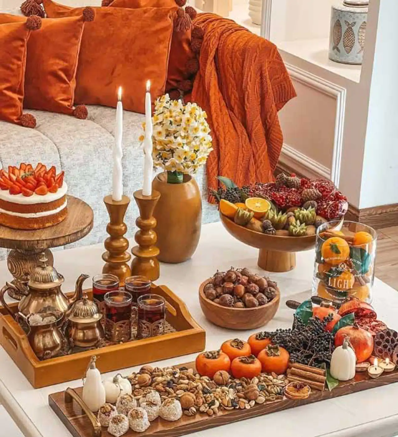 تزیین سفره شب یلدا لاکچری + زیباترین مدل های تزیین سفره شب یلدا لاکچری