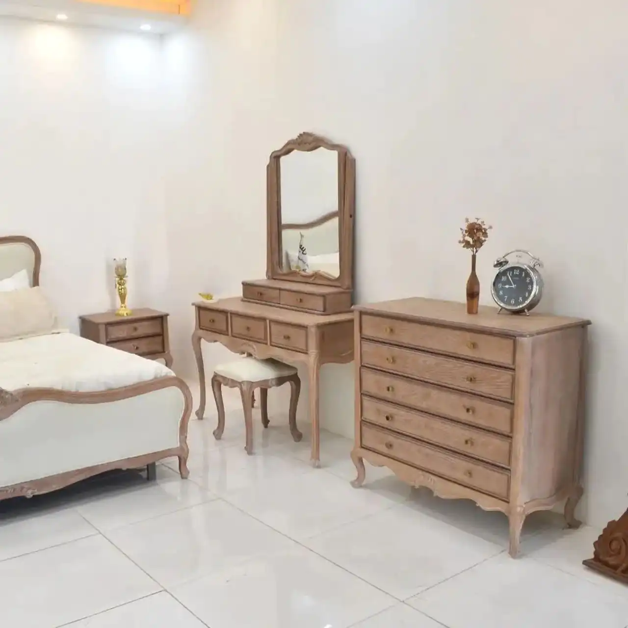 تخت خواب دو نفره چوبی ساده و زیبا + 15 تا از خفن ترین مدل ها را اینجا ببینید