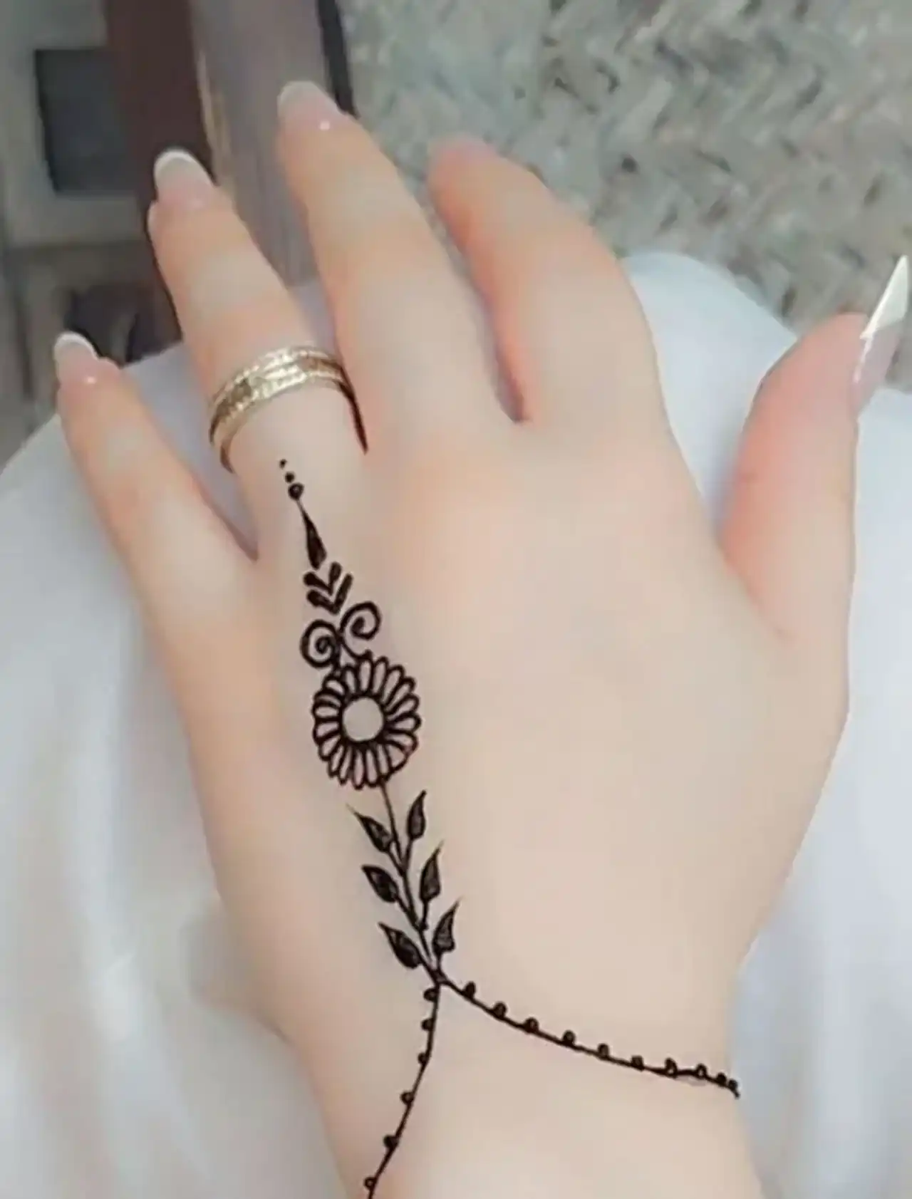 طرح مدل حنا زیبا و با کلاس با مدل های ساده و شلوغ که همه عاشقش میشن