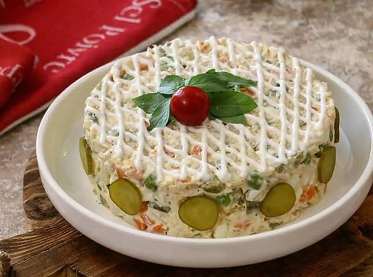 تزیین الویه ساده و زیبا برای مهمانی و تولد با ایده های خلاقانه و جدید برای کدبانو ها