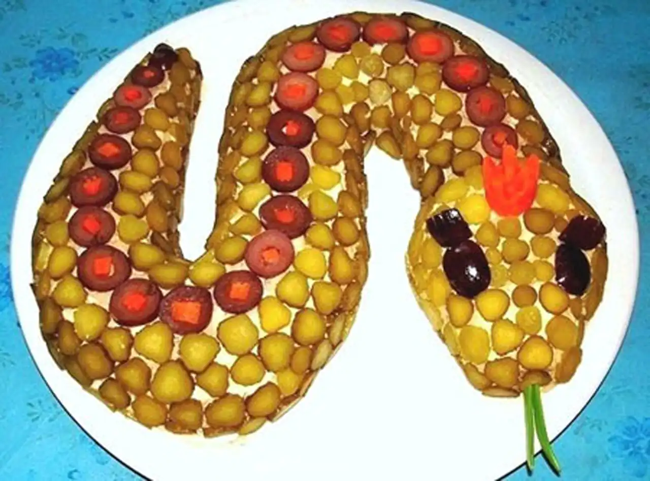 تزیین الویه ساده و زیبا برای مهمانی و تولد با ایده های خلاقانه و جدید برای کدبانو ها