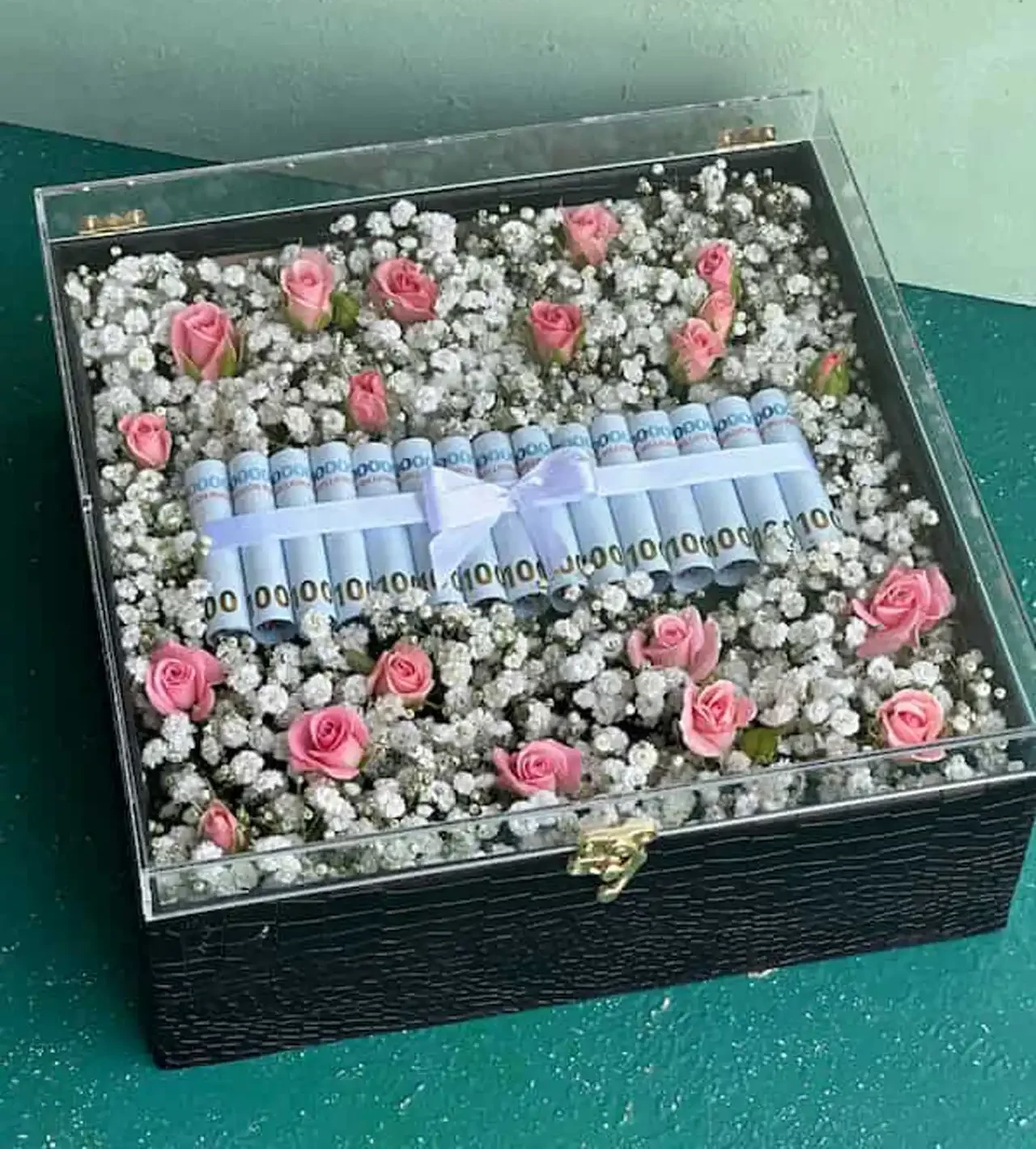 تزیین پول با روبان + ایده های ساده و بسیار شیک برای تزیین کردن پول با روبان و گل طبیعی مناسب کادو دادن