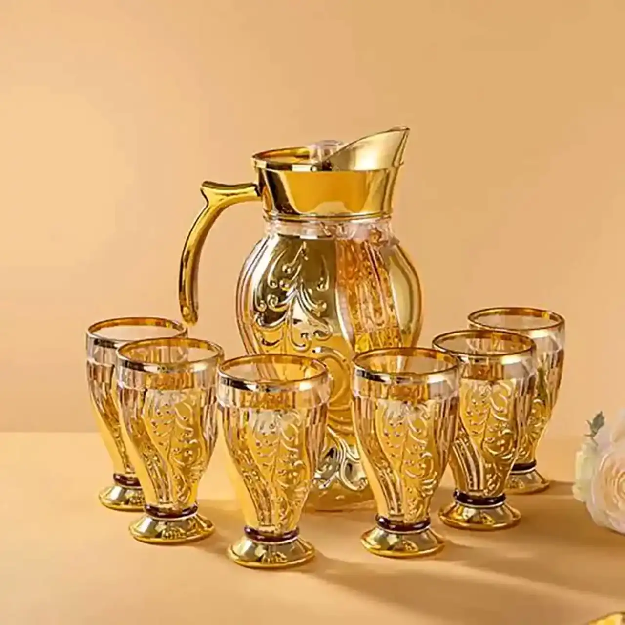 لیوان خارجی شیک ظریف و لاکچری که هر نوشیدنی رو خاص و لذتبخش میکنه
