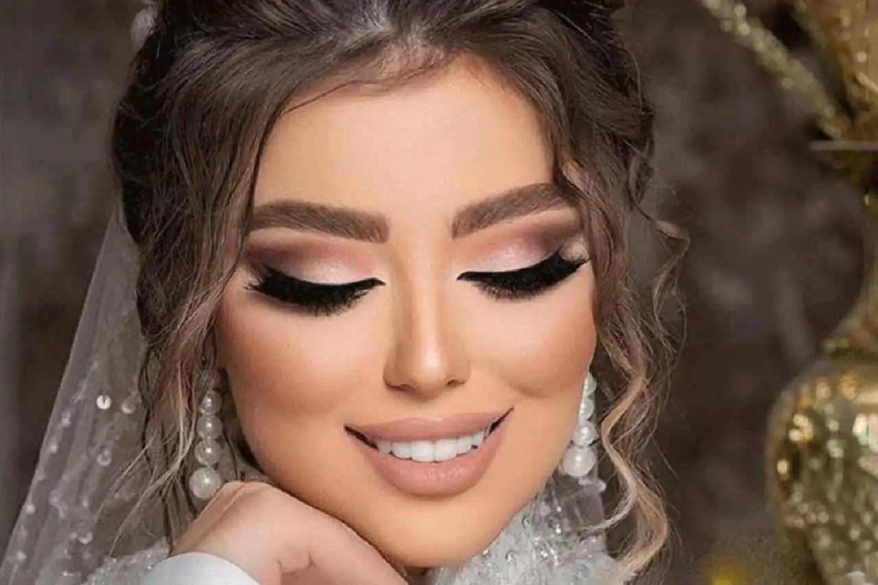 مدل آرایش تاجیکی زیبا و خاص + 15 تا از بهترین میکاپ های روز دنیا را اینجا ببینید