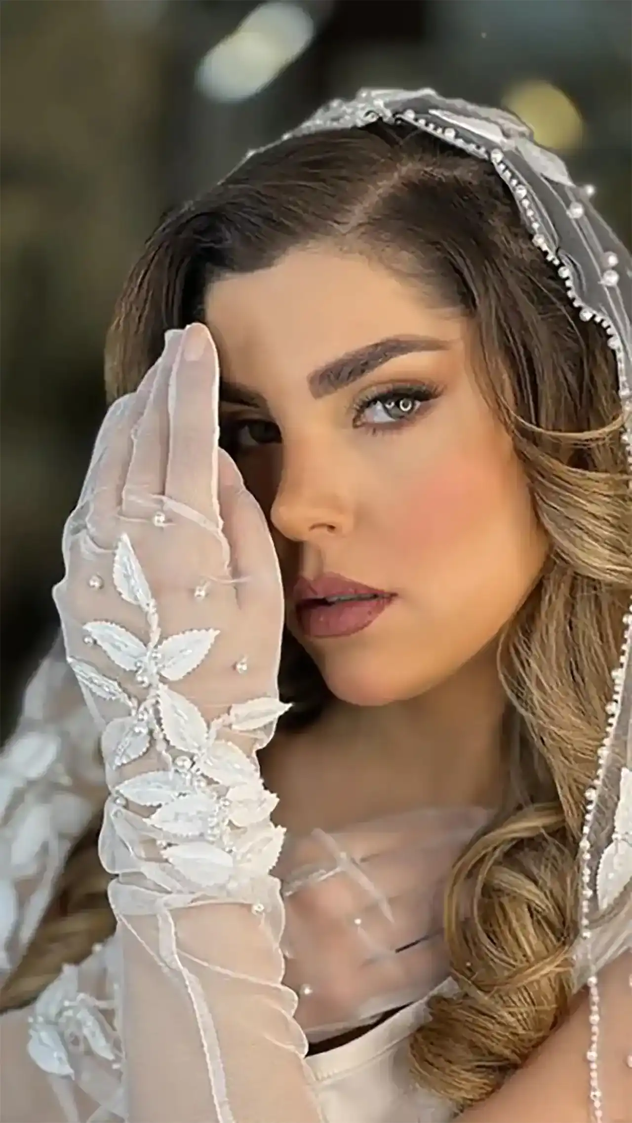 مدل عروس با تور عربی + نکات بسیار مهم برای انتخاب نوع تور عربی و هماهنگ کردن با مدل لباس و آرایش
