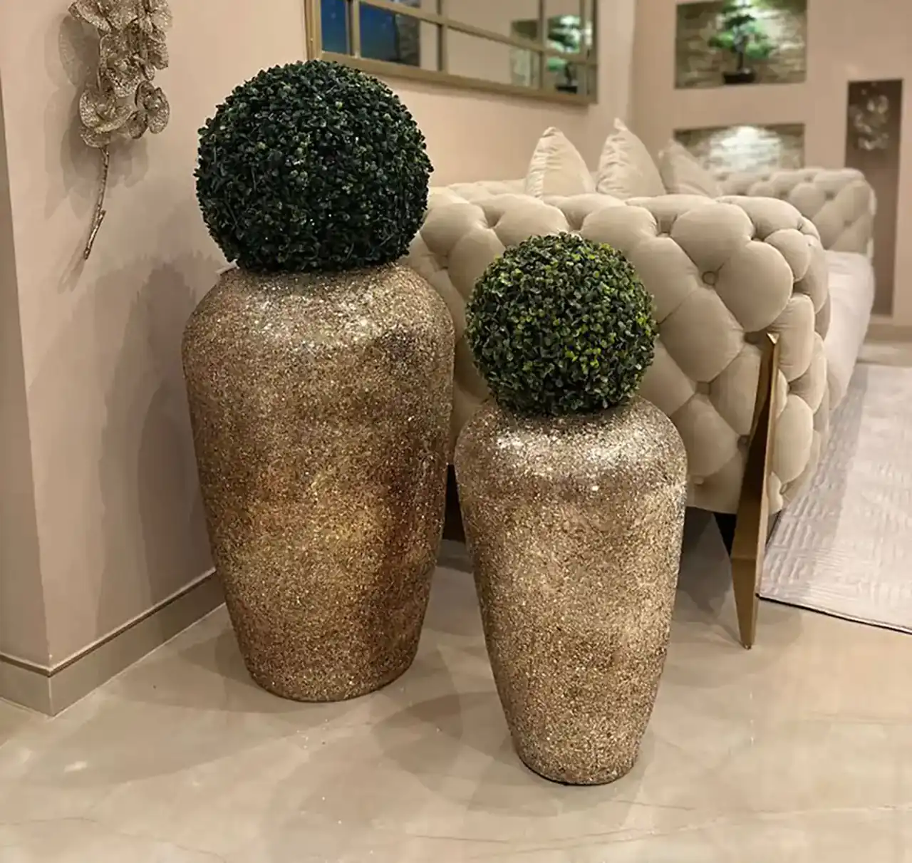 مدل گلدان پذیرایی شیک و خاص که با جلوه ای هنری دکوراسیون منزل شما را زیبا میکند