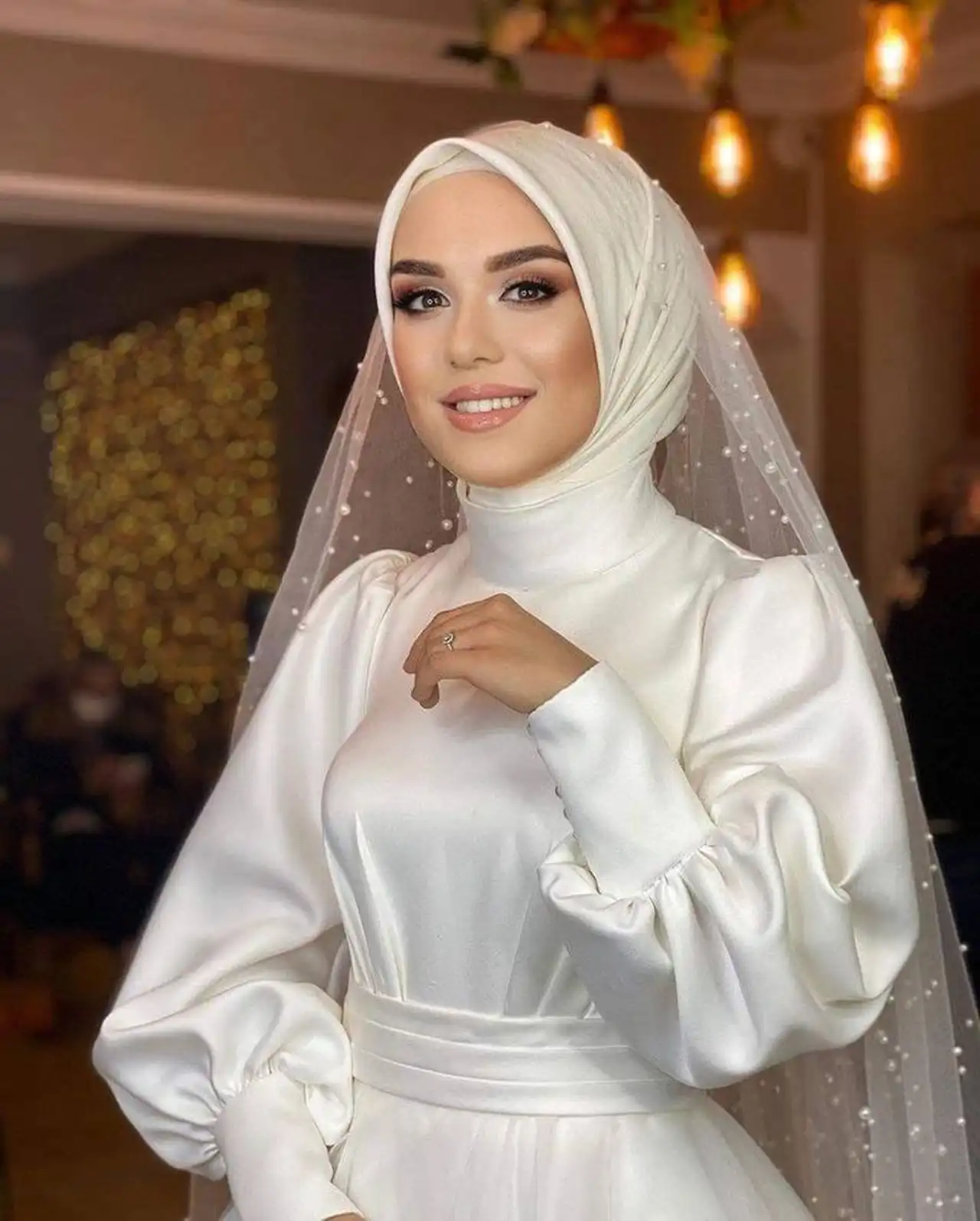 مدل حجاب عروسی + استفاده از کلاه و توربان در روز عروسی برای داشتن استایل شیک و لاکچری