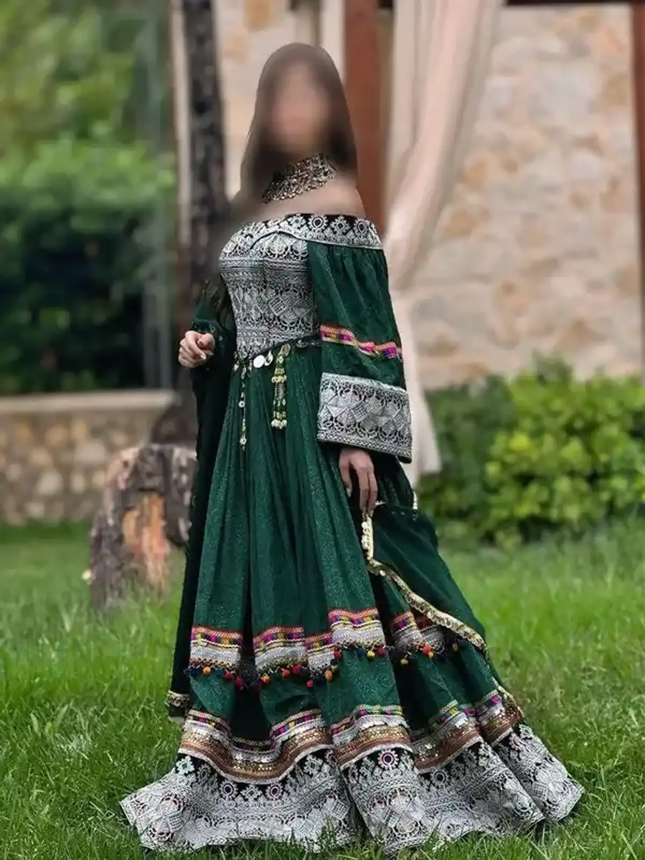 مدل لباس مجلسی افغانی + مدل های جدید و شیک لباس مجلسی افغانی سنتی ترکیبی از رنگ ها و الگوهای خاص