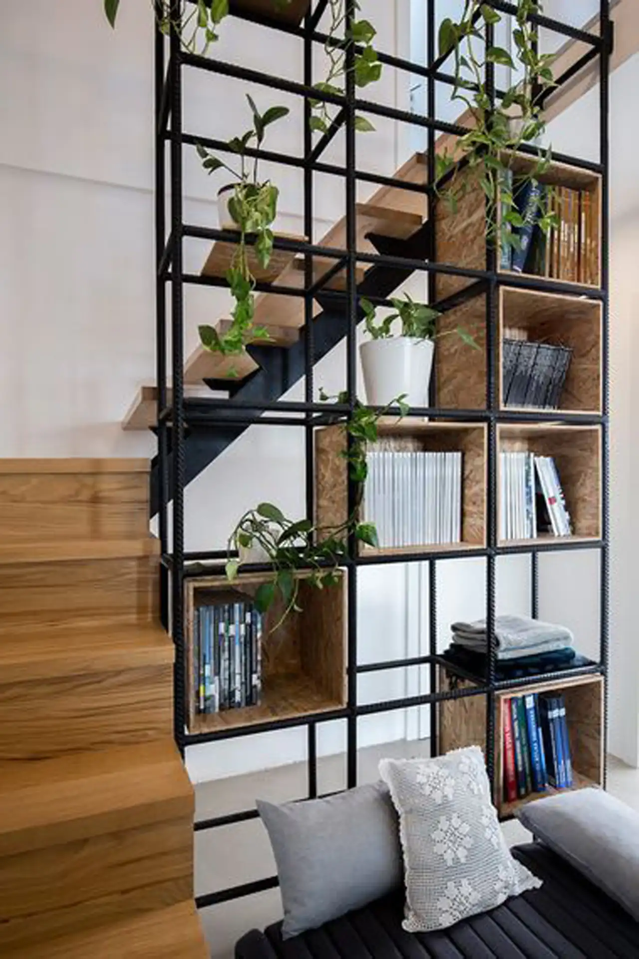 مدل پارتیشن کتابخانه ای برای نظم و زیبایی منزل شما برای دکوراسیون های مدرن 