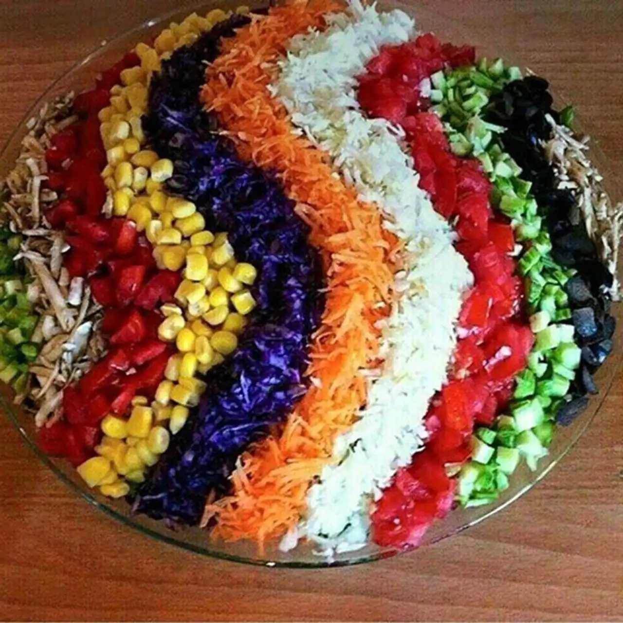 مدل سالاد با کاهو خیار گوجه + 15 تا ایده زیبا و خوشمزه برای کدبانوها جهت ایده گرفتن